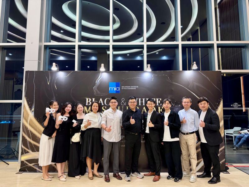 WS Group team at the MIA Black and White Masquerade